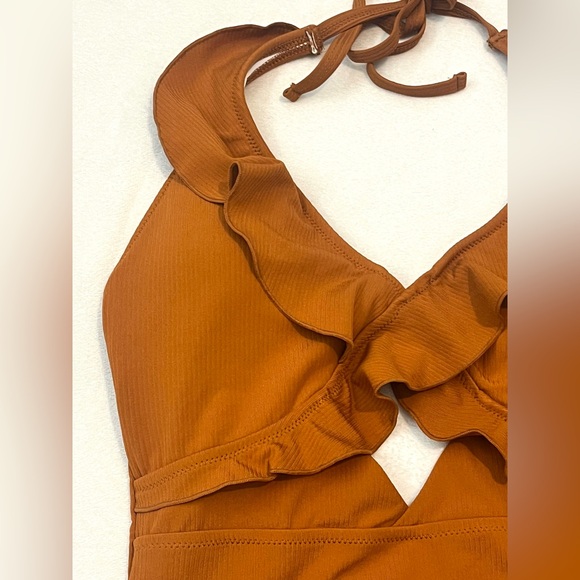 Cupshe One Piece Burnt Orange Open Back Swim Swimsuit w/ Ruffles Sz Large - Picture 4 of 16